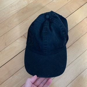 BDG black faded cap